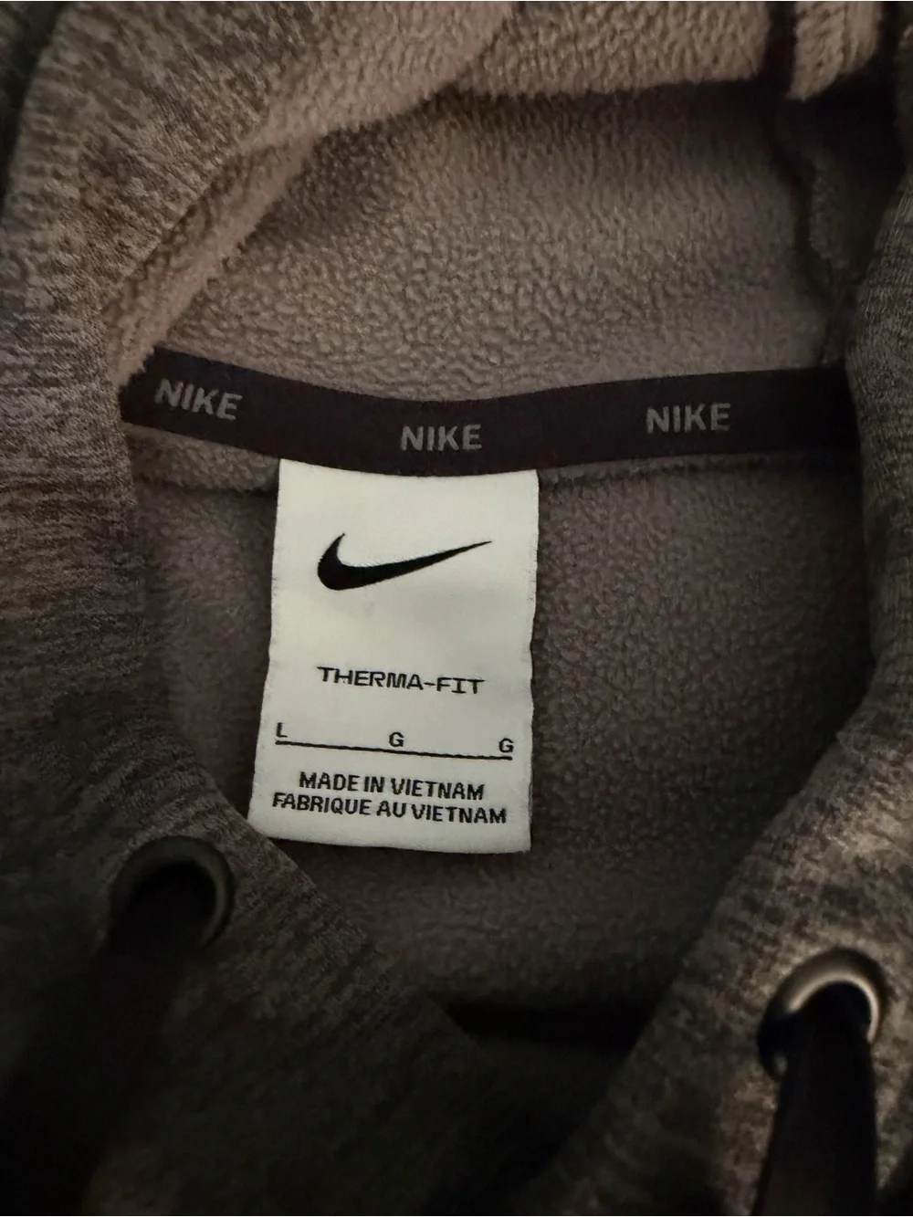 Nike Therma-Fit Grey Hoodie with Large Black Swoosh Men’s Size Large